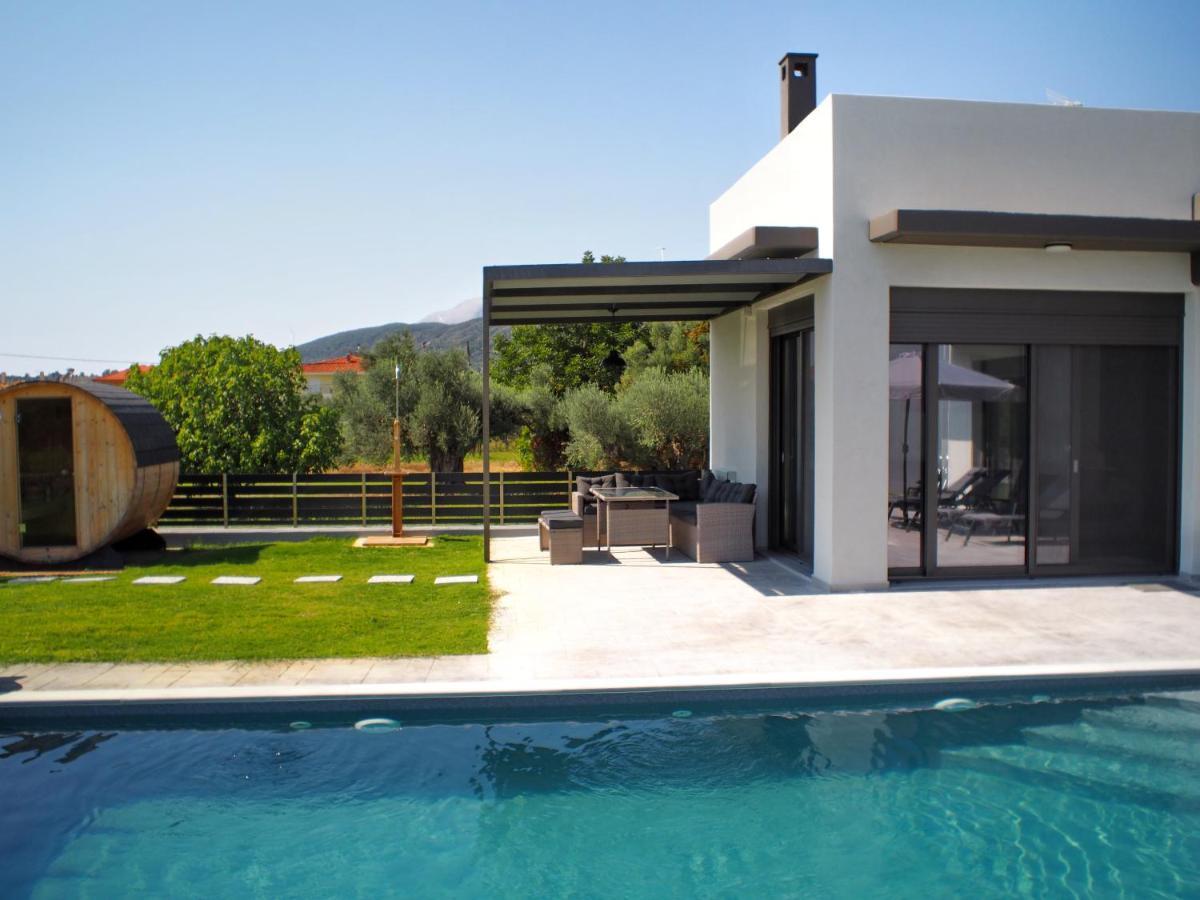 Nostos Luxury Villas With Private Pool In Nafpaktos Bagian luar foto