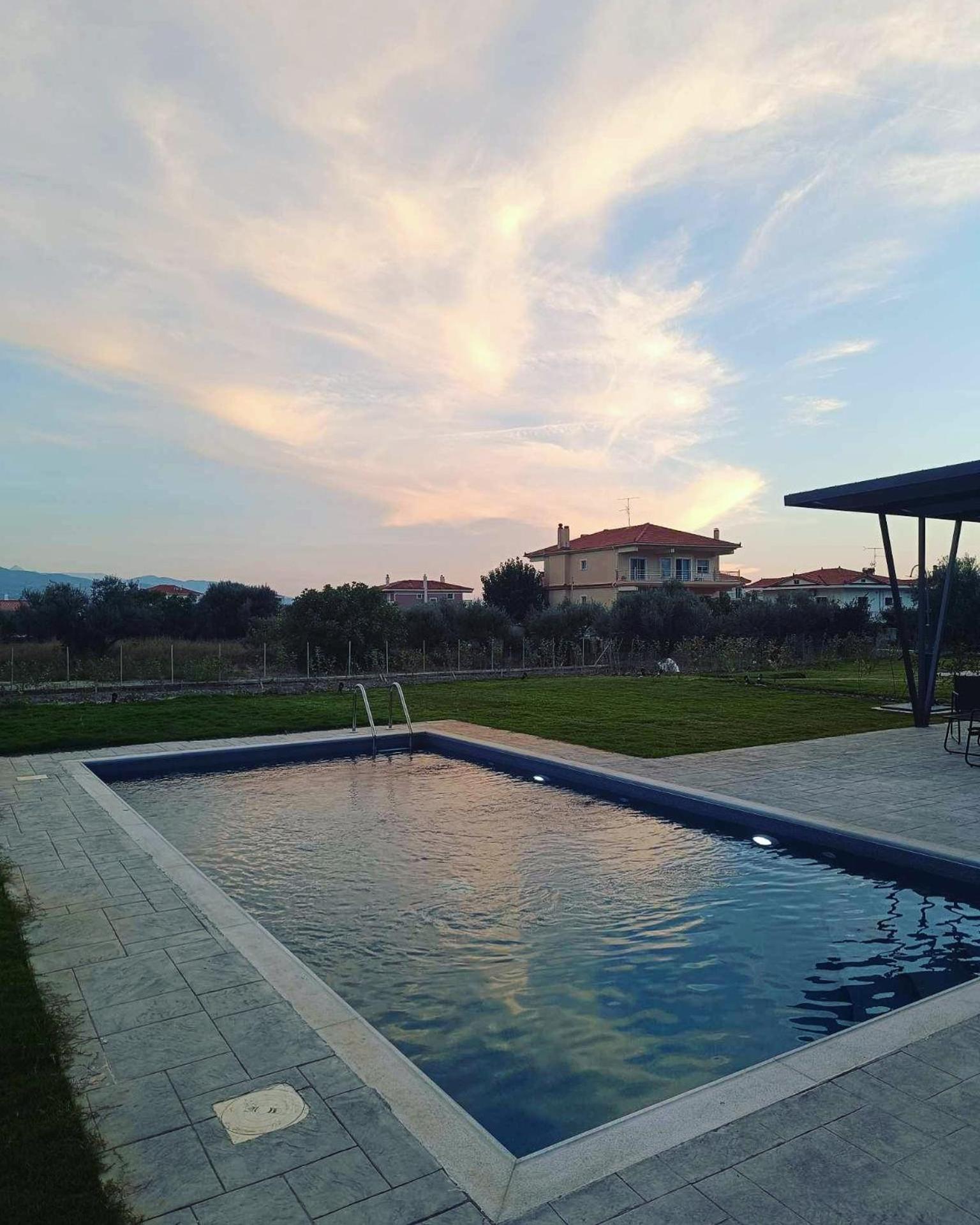Nostos Luxury Villas With Private Pool In Nafpaktos Bagian luar foto