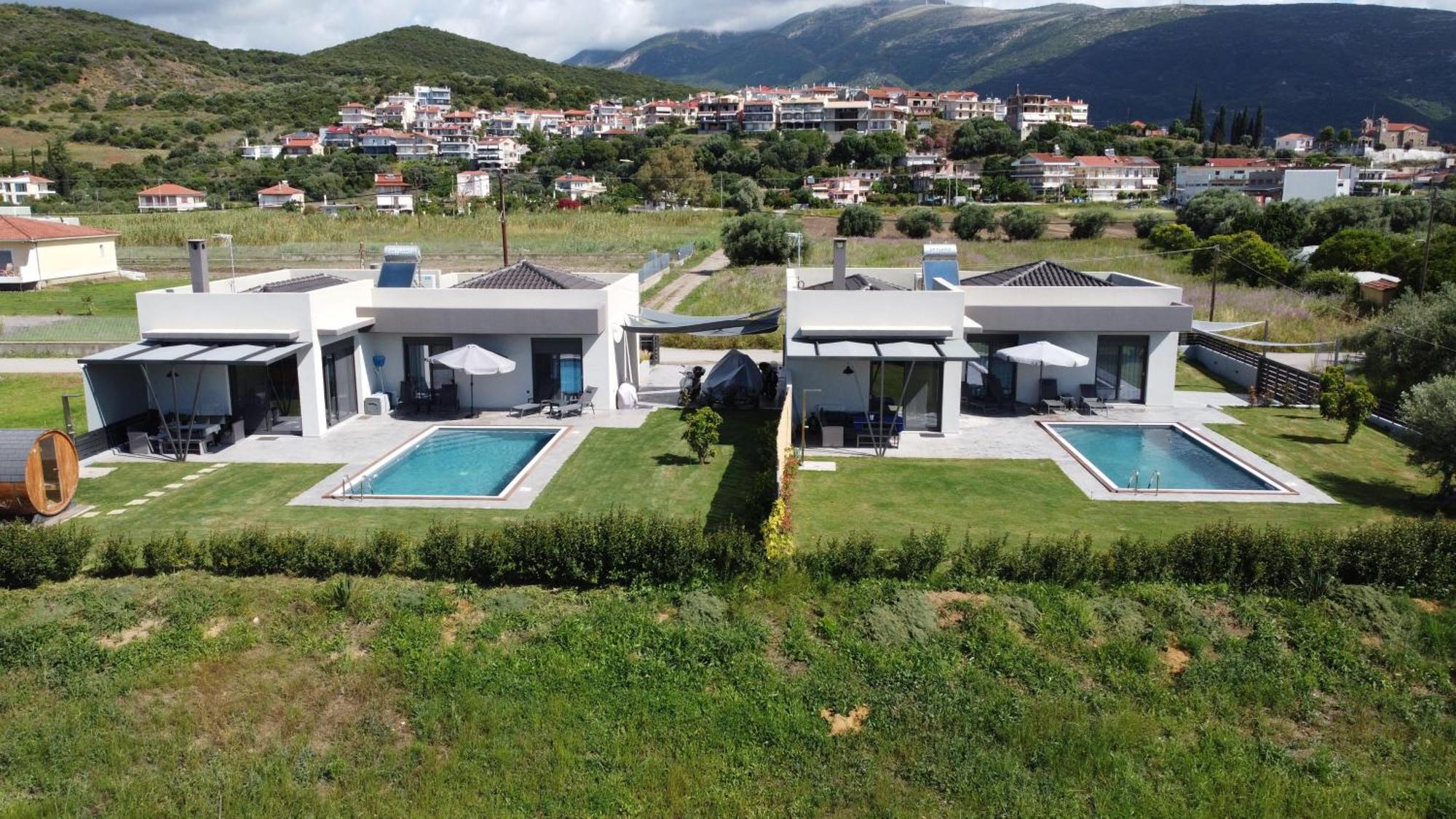 Nostos Luxury Villas With Private Pool In Nafpaktos Bagian luar foto